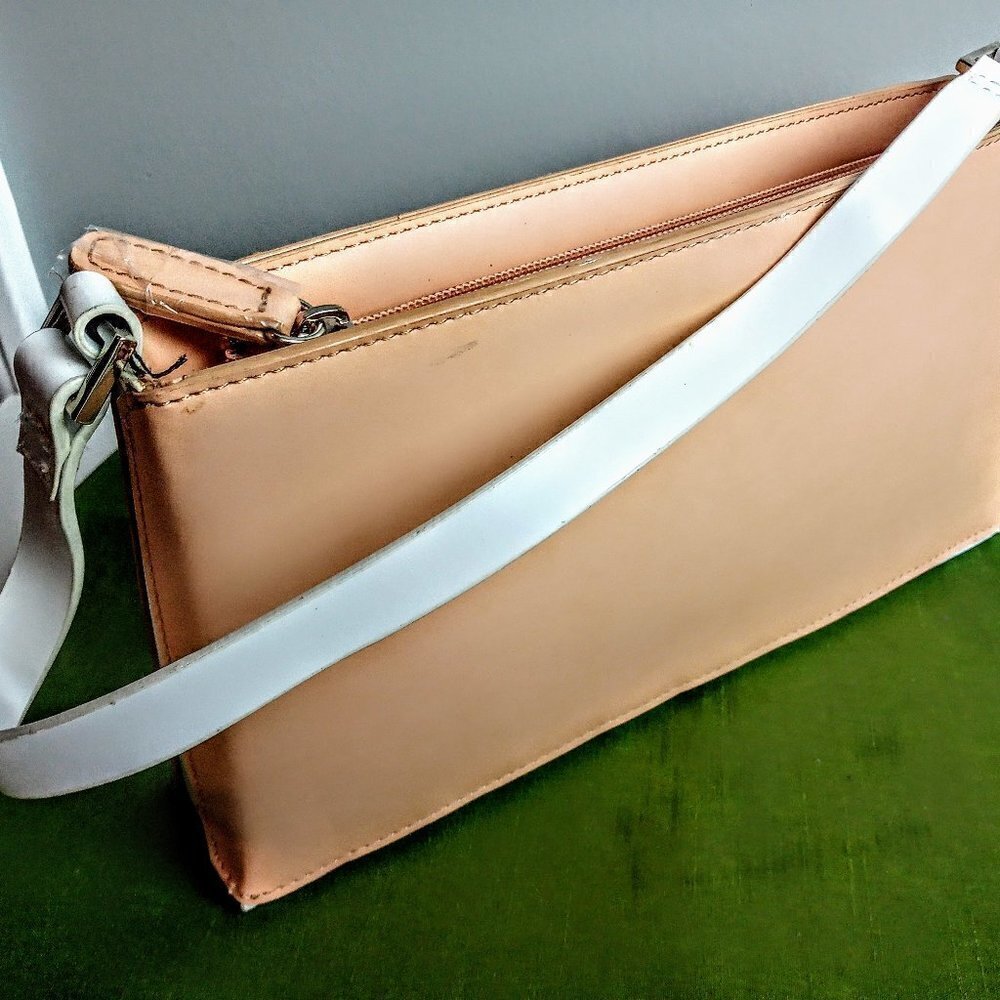 Express Peach/Beige & White Bag
